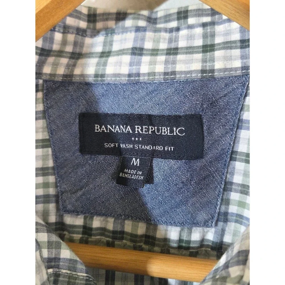 Banana Republic Factory Mens Medium Plaid Button Up Shirt Soft Wash Standard Fit